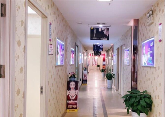 徐州华美整形美容医院走廊
